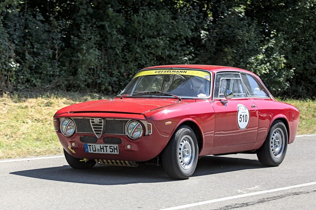 Alfa Romeo Giulia Sprint GT with the characteristic 'step' in the bonnet.