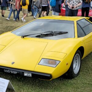 Countach LP400 «Periscopio» του 1975, η πιο καθαρή μορφή του σχεδίου του Gandini.