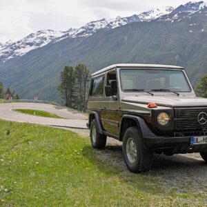 Mercedes-Benz 250 GD (W460) εκεί που ανήκει: στο βουνό.