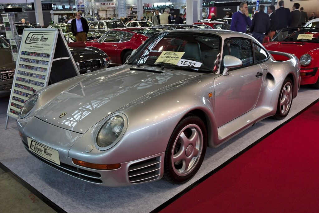 Porsche 959 S σε έκθεση κλασικών.