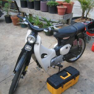 Honda Super Cub C100 του 1958. Είναι το μηχανοκίνητο όχημα με τη μεγαλύτερη παραγωγή στην ιστορία: πάνω από 100 εκατομμύρια.