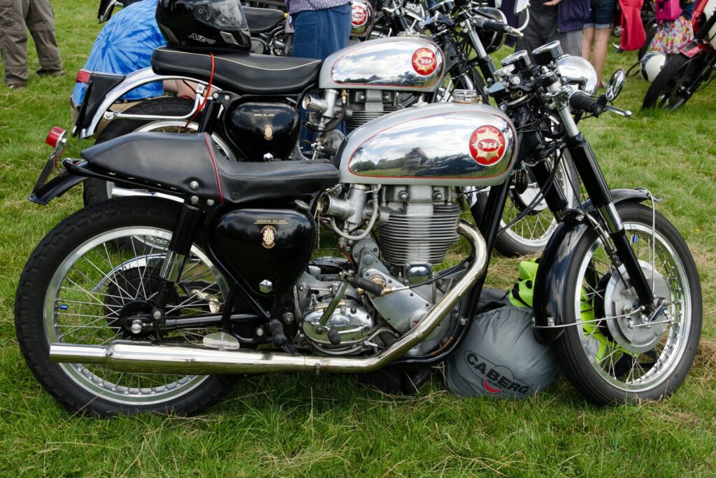 BSA Gold Star 500 του 1956, από την εποχή που κυριαρχούσε στους αγώνες.
