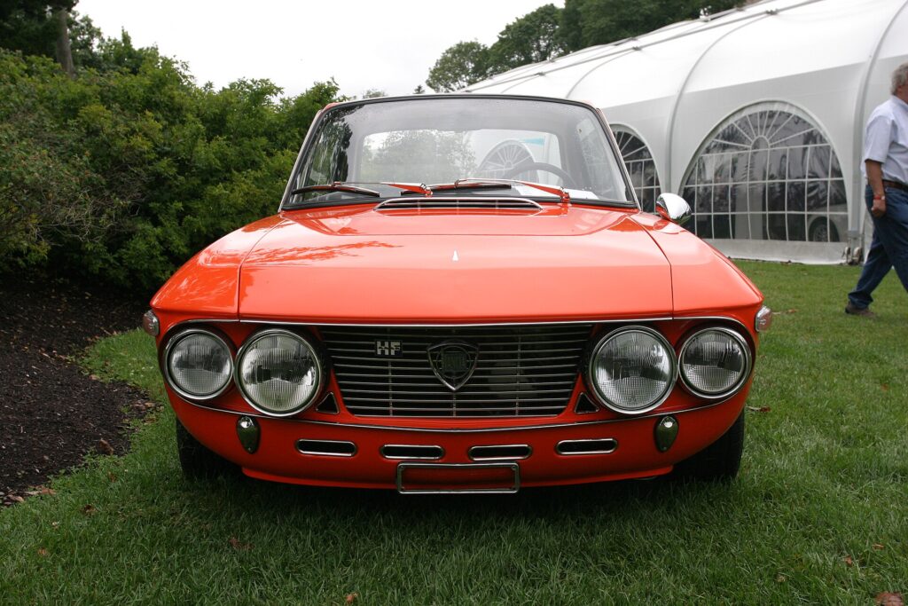 A 1970 Fulvia 1.6 HF Fanalone from the side. Small, light and almost free of decoration.