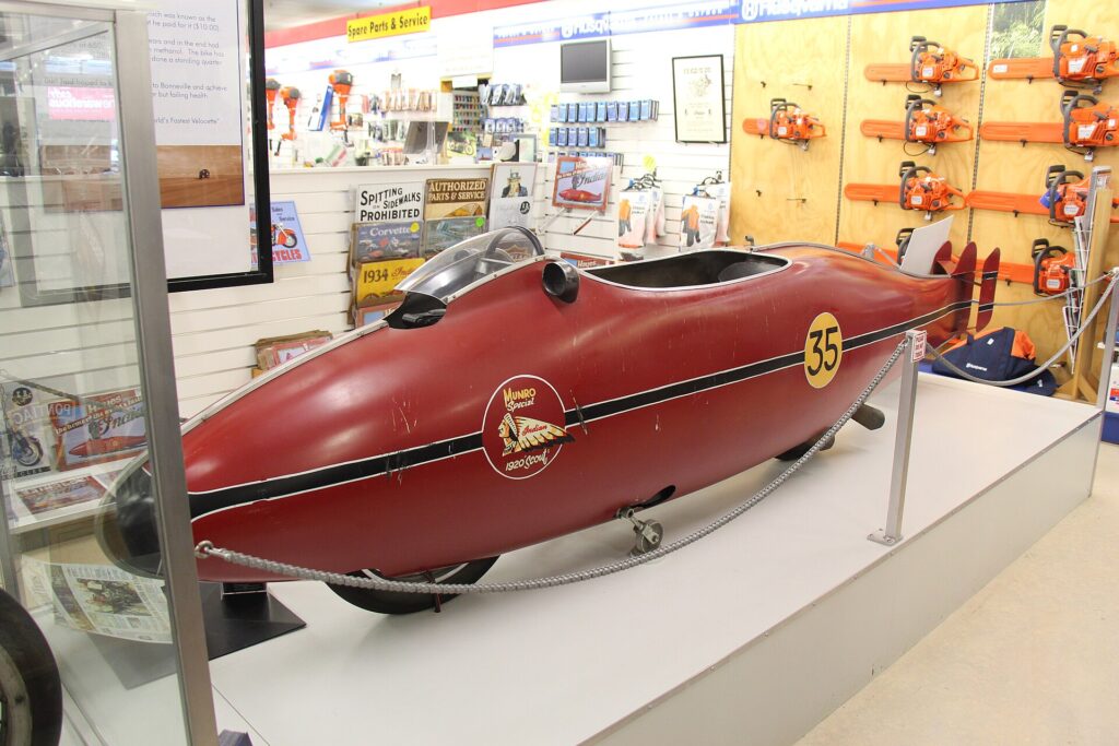 Η Indian Scout του 1920 του Burt Munro, «η πιο γρήγορη Indian του κόσμου», που ο Νεοζηλανδός δούλευε πάνω της για σχεδόν πενήντα χρόνια.