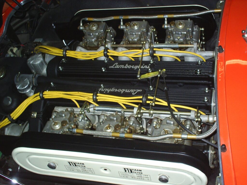Ο V12 των 3,5 λίτρων, το πρώτο μοτέρ της Lamborghini, που σχεδίασε ο Giotto Bizzarrini.
