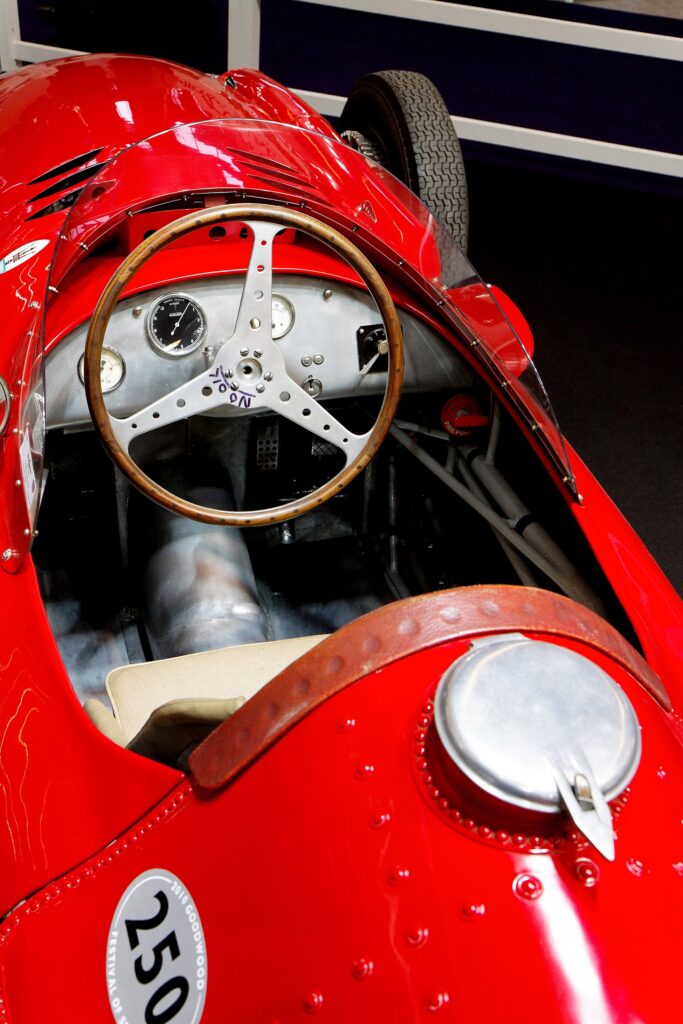 Maserati 250F του 1954 στην έκθεση Rétromobile του Παρισιού.