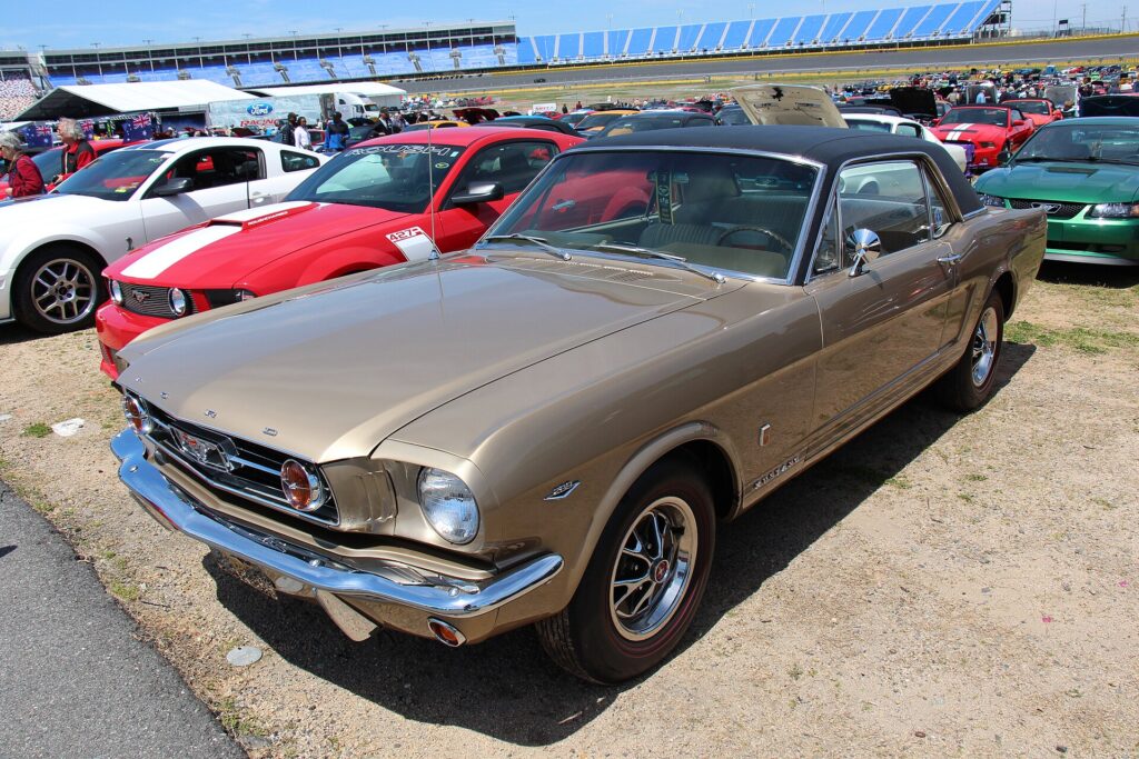 Mustang GT hardtop της πρώτης γενιάς.